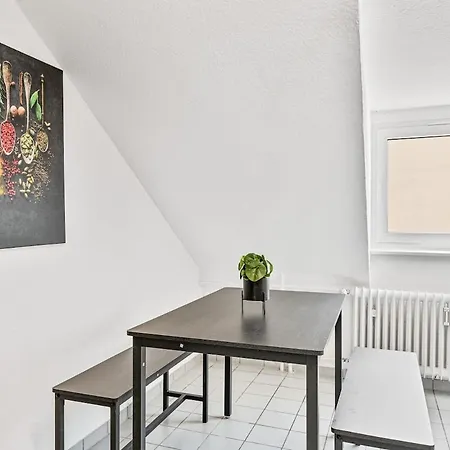 Pf03 Innenstadt Für Monteure Und Teams - Neu Monteurunterkünfte In - Ls Crewcomfort Auch Für Weitere Apartment Pforzheim